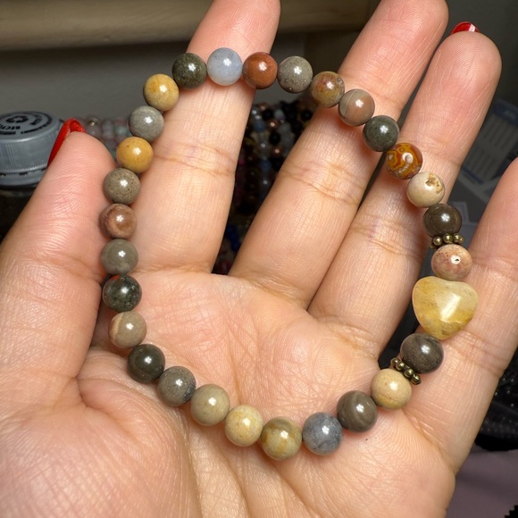 Jewelry - 🍂 Earthy Elegance Bracelet Handmade with 6mm Alashan Agate & a Jade Heart Accent